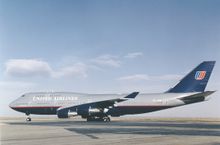 United Airlines B747-400 Ground Shot