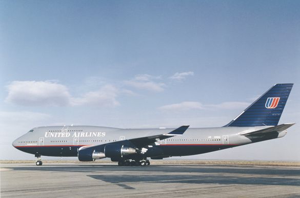 United Airlines B747-400 Ground Shot
