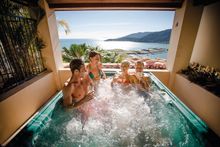 Pinnacles Resort & Spa