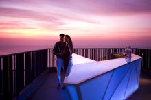 Horizon, stunning rooftop bar & restaurant
