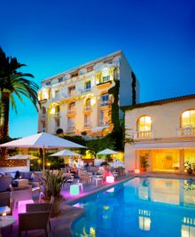 Hotel Juana - Exterior