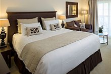 506 On The River Inn - River View King