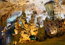 Phong-nha (2)