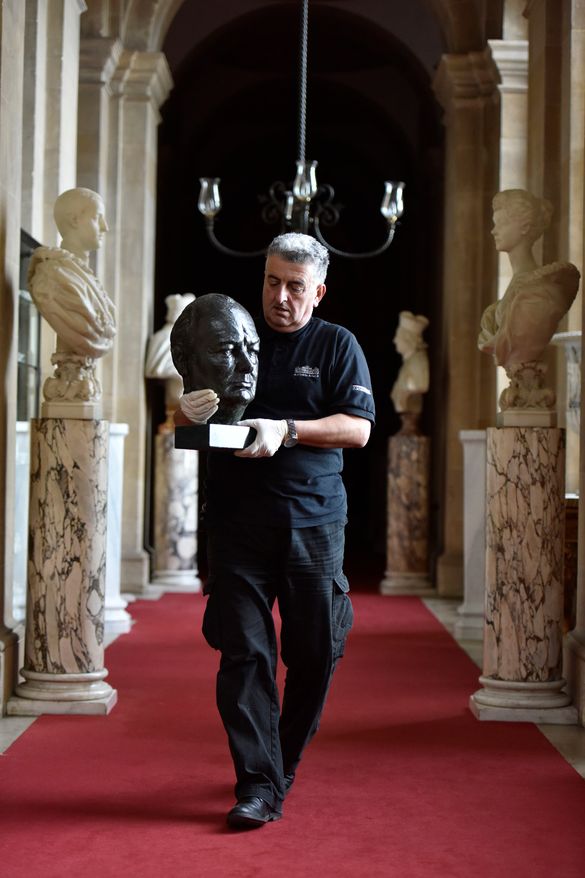 Churchill Bust being carried to new Exhibition at Blenheim Palace