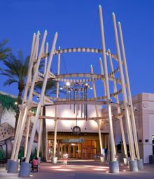 Global leisure giant Merlin Entertainments plc and The Mills, a Simon company, today, announced plans to open a LEGOLAND® Discov