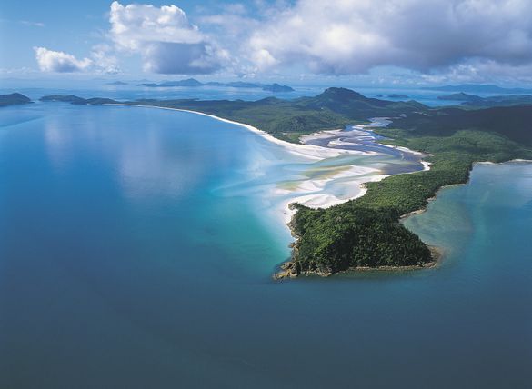 Whitehaven Beach voted Best Beach in the South Pacific