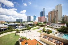 Rooftop terrace - Mantra Legends Surfers Paradise 