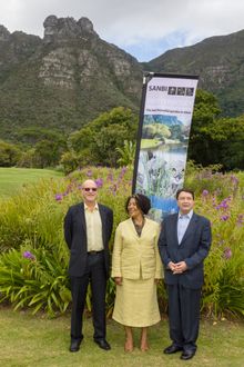From left, Derek Hanekom (Minister of Tourism), Tanya Abrahamse (CEO of SANBI) & Taleb Rifai (Secretary General of UNWTO)