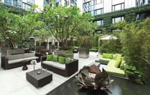 By day the hotel’s “green lungs” Vibes serves as a place to unwind and relax
