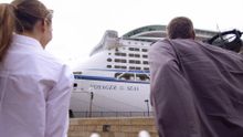 Hosts Voyager of the Seas