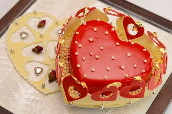 THE STEAK HOUSE winebar + grill - Mother's Day Dessert - Cranberry Cheesecake, Cherry / Strawberry Glaze, White Pearls