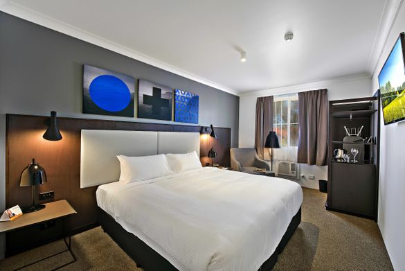 QH CKS Sydney Airport_King Suite
