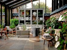 The conservatory, Ett Hem 