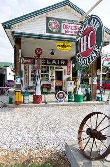 Route 66 roadside stop