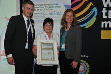 RT Africa 2015 Overall winner Glenda Kitley(middle) with Wesgro CEO Tim Harris and Heidi van der Watt ,MD for Better Tourism Afr