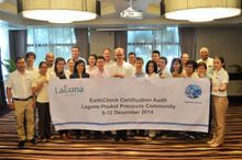 Mr. Daniel Koeppel, EarthCheck Auditor (centre), took a photo with Laguna Phuket Management; Mr. David Seet, SAVP – Resorts Oper