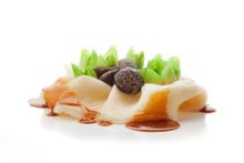 Braised Whole Fish Maw with Black Mushrooms in Brown Sauce is a part of the Chinese dinner set “Nourish”