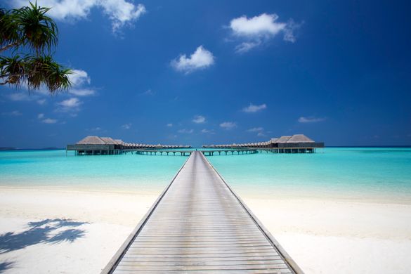 Anantara Kihavah Villas Resort and Spa 
