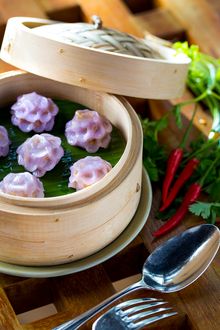 thai royal dumplings, minced chicken