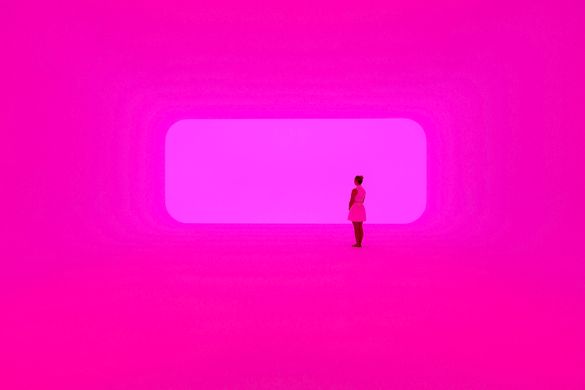 James Turrell, Virtuality squared 2014, Ganzfeld: built space, LED lights 800 x 1400 x 1940.5 cm (overall) Collection James Turr