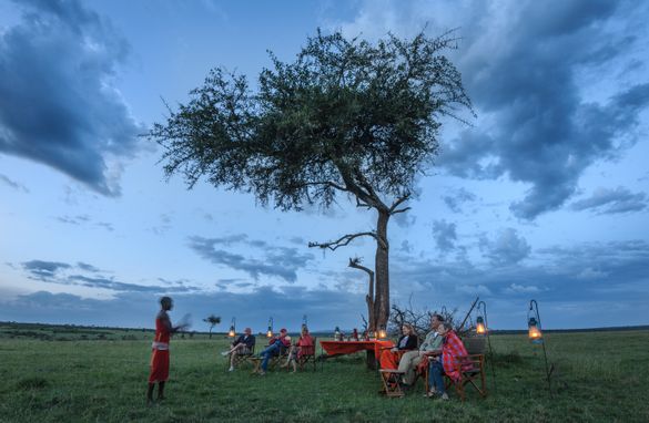 Encounter Mara story telling to guests