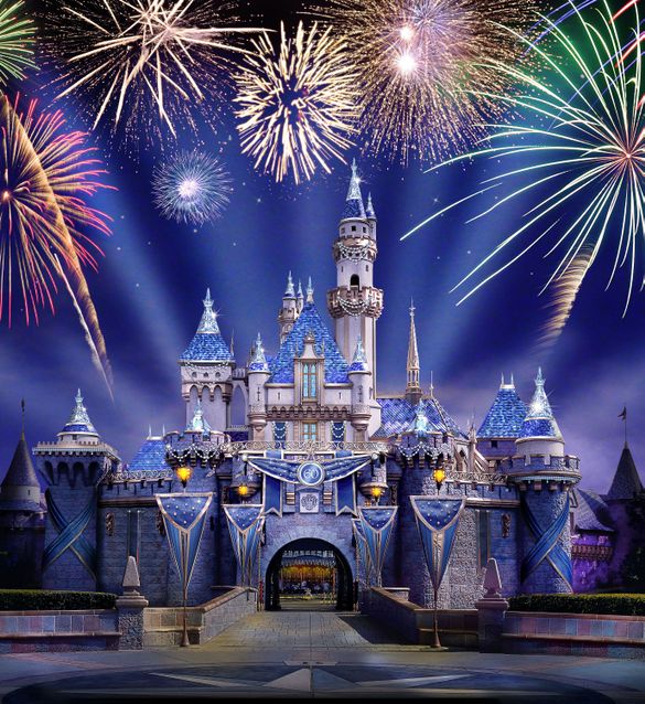 “DISNEYLAND FOREVER” SPARKLES IN THE NIGHT SKY “DISNEYLAND FOREVER” SPARKLES IN THE NIGHT SKY
