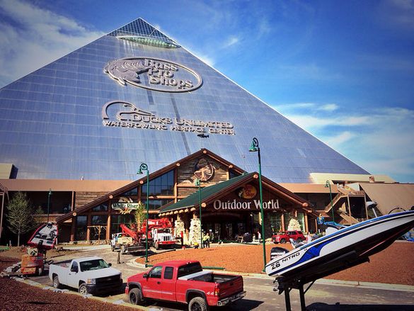Preview: Bass Pro Shops at the Pyramid Celebrates Its Iconic Grand