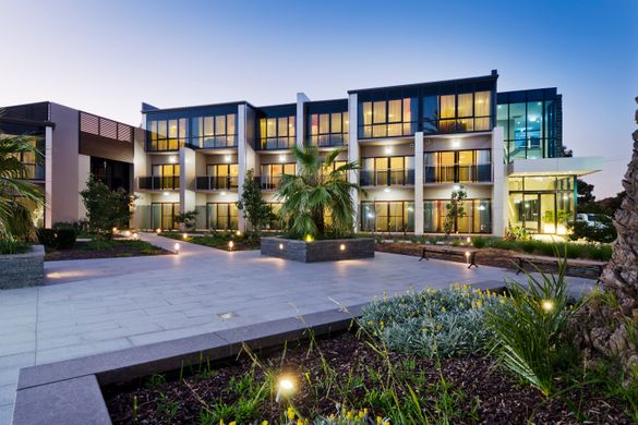 Quality Hotel Taylors Lakes exterior