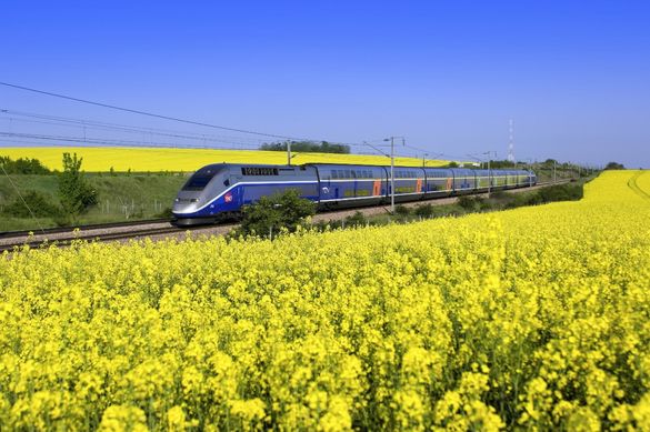 SAVE  ON EUROPEAN RAIL TRAVEL NOW THROUGH JUNE 3 WITH RAILEUROPE.COM