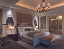 Premier Suite Bedroom 