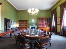 Adina Apartment Hotel Adelaide Treasury - Cabinet Room