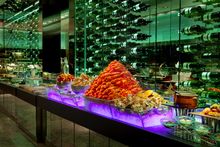 Signature fresh Boston lobsters and a variety of premium chilled seafood 