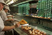 Live cooking stations include teppanyaki and yakitori 