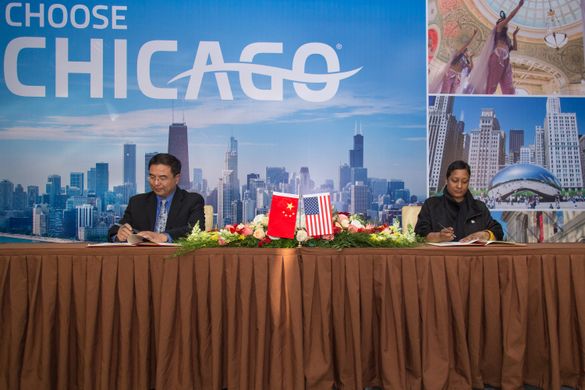 Mr Zhao Haisheng, Vice General Director of Bureau for External Culture Relations, Ministry of Culture P.R.China and Melissa Cher