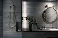 Hotel Hotel bathroom