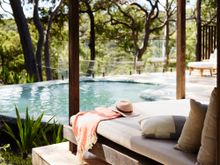 Hideaway Pavilion, Pretty Beach House