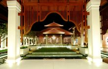Anantara Angkor Courtyard 