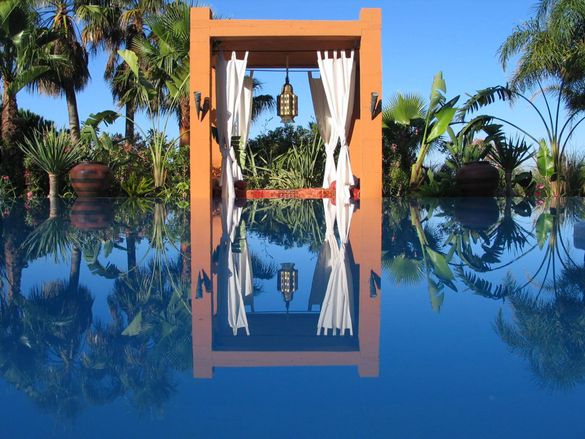 DDG's stunning infinity pool