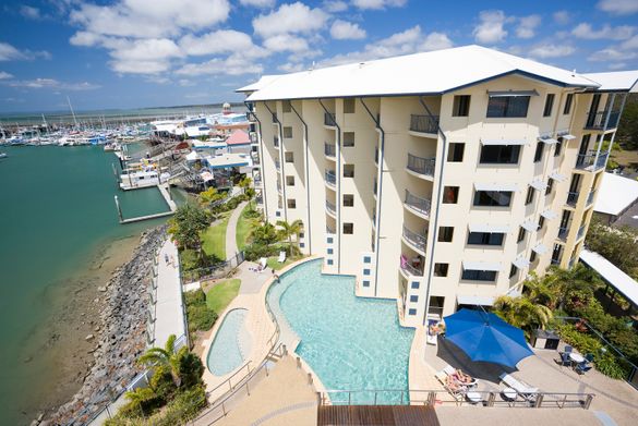 Mantra Hervey Bay exterior, marina