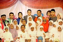 grandkemang - breakfasting with orphans