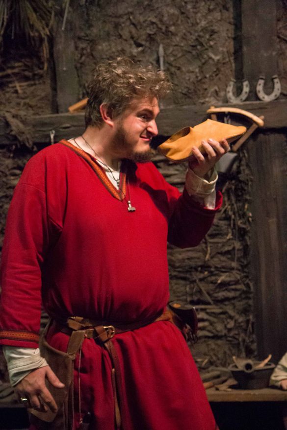 Fastulf the Trader (Stuart Perry) of JORVIK showcases how visitors’ senses will be stimulated during Vikings 4D. 