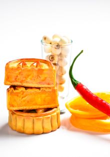 W Taipei Chili Orange Candy Mooncakes