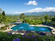 Swimming pool at Anantara Golden Triangle 