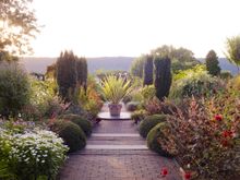 Wave Hill’s Manicured Garden