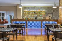 Mantra Lorne Larder Restaurant & Bar 