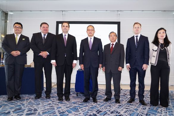 Executives from Dusit International at the media presentation held at Prince Park Tower Tokyo, the flagship hotel of Dusit’s mar