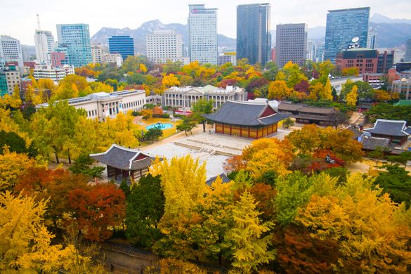 Deoksugung Palace in Autumn