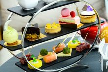 InterContinental Hong Kong Lobby Lounge - Le Creuset Tea Set with Cyril Dupuis's Best Loved Pastries
