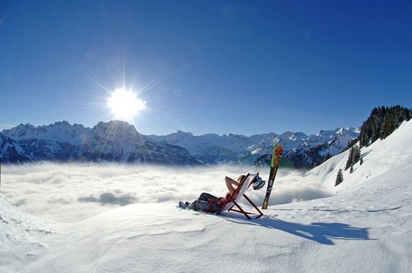 Engelberg Sunlounger Above Clouds