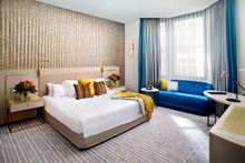 Radisson Blu  Hotel Sydney - prototype guest room re-design wide